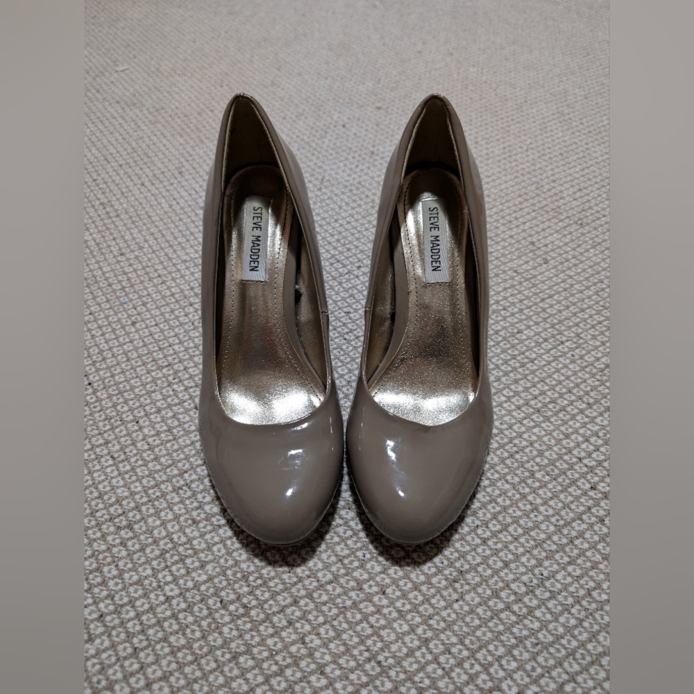 Steve Madden Women's Glossy Taupe Heels
